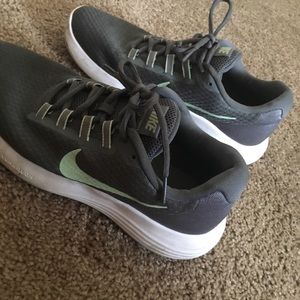 Nike women shoes